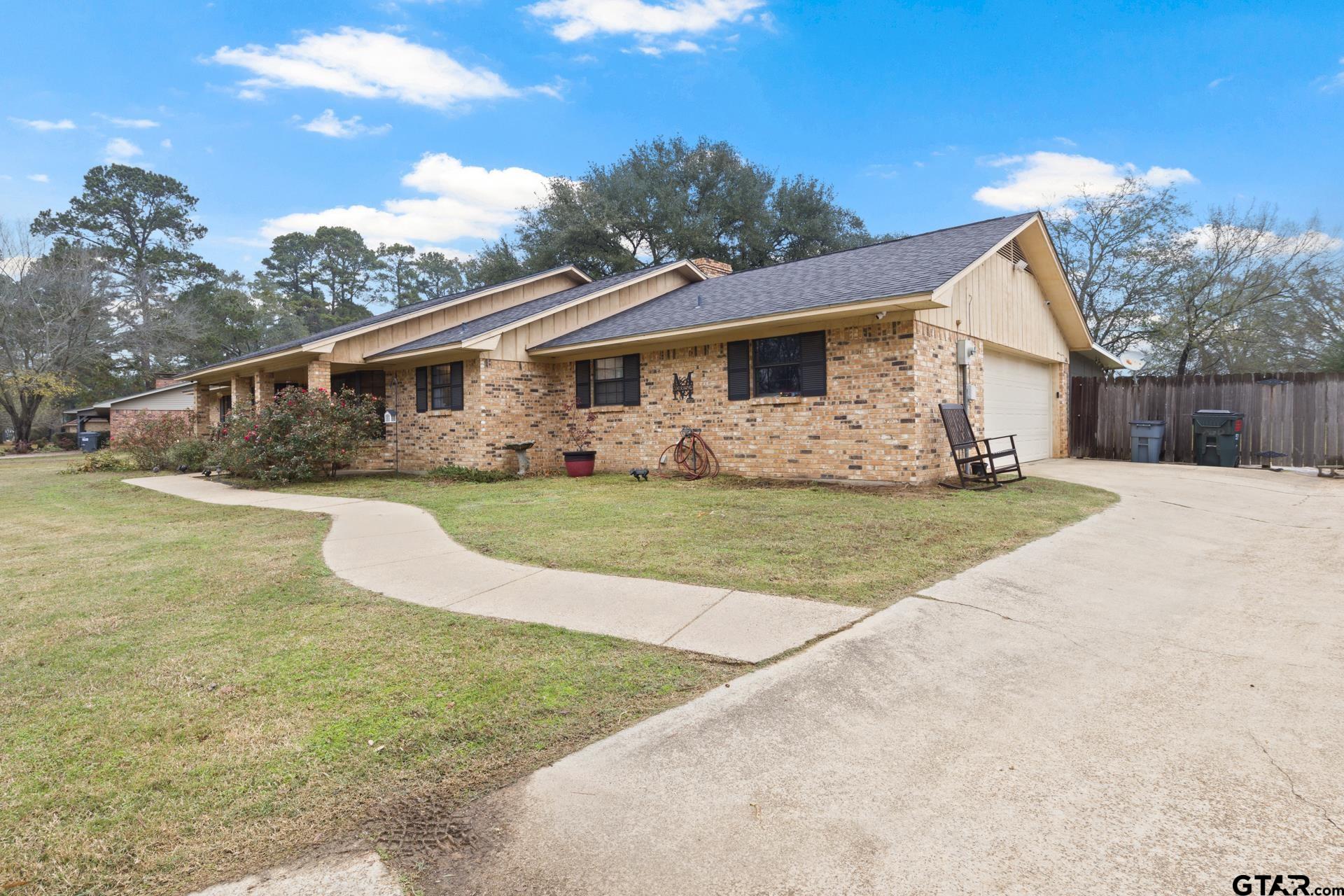 195 County Road 4164