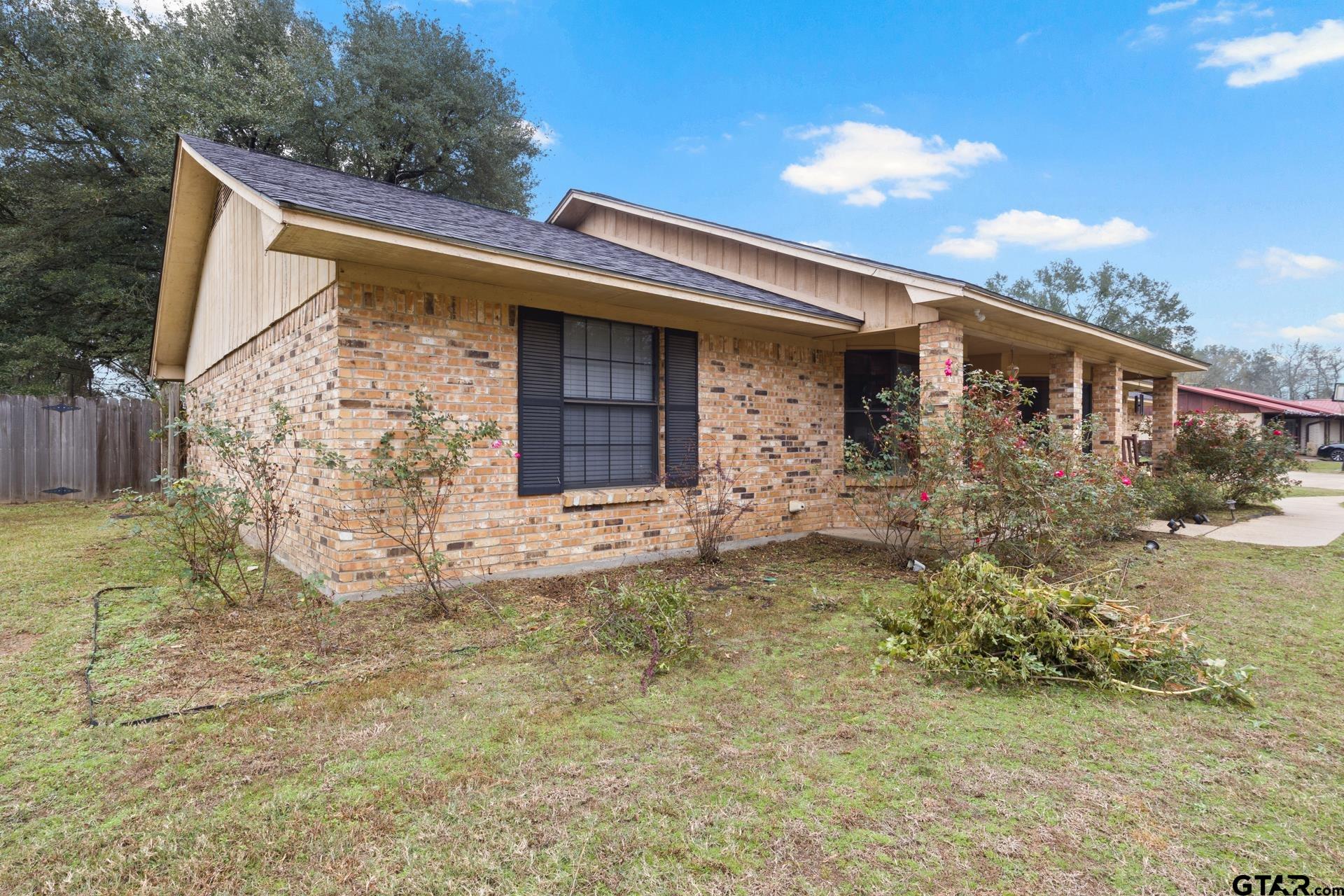 195 County Road 4164