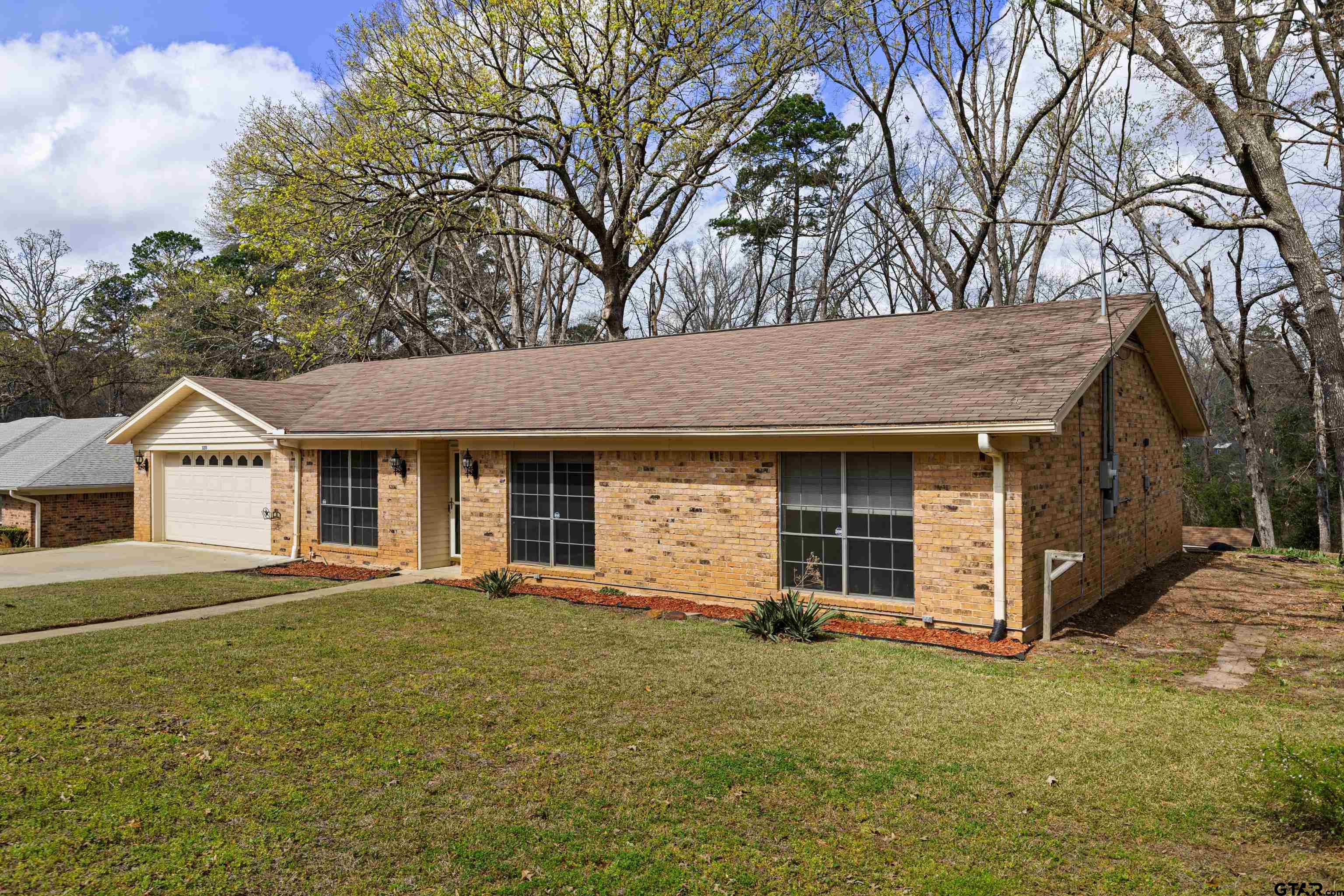 3215 Restview Street