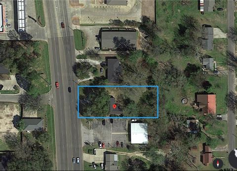 1309 S Jefferson Mt Pleasant TX 75455