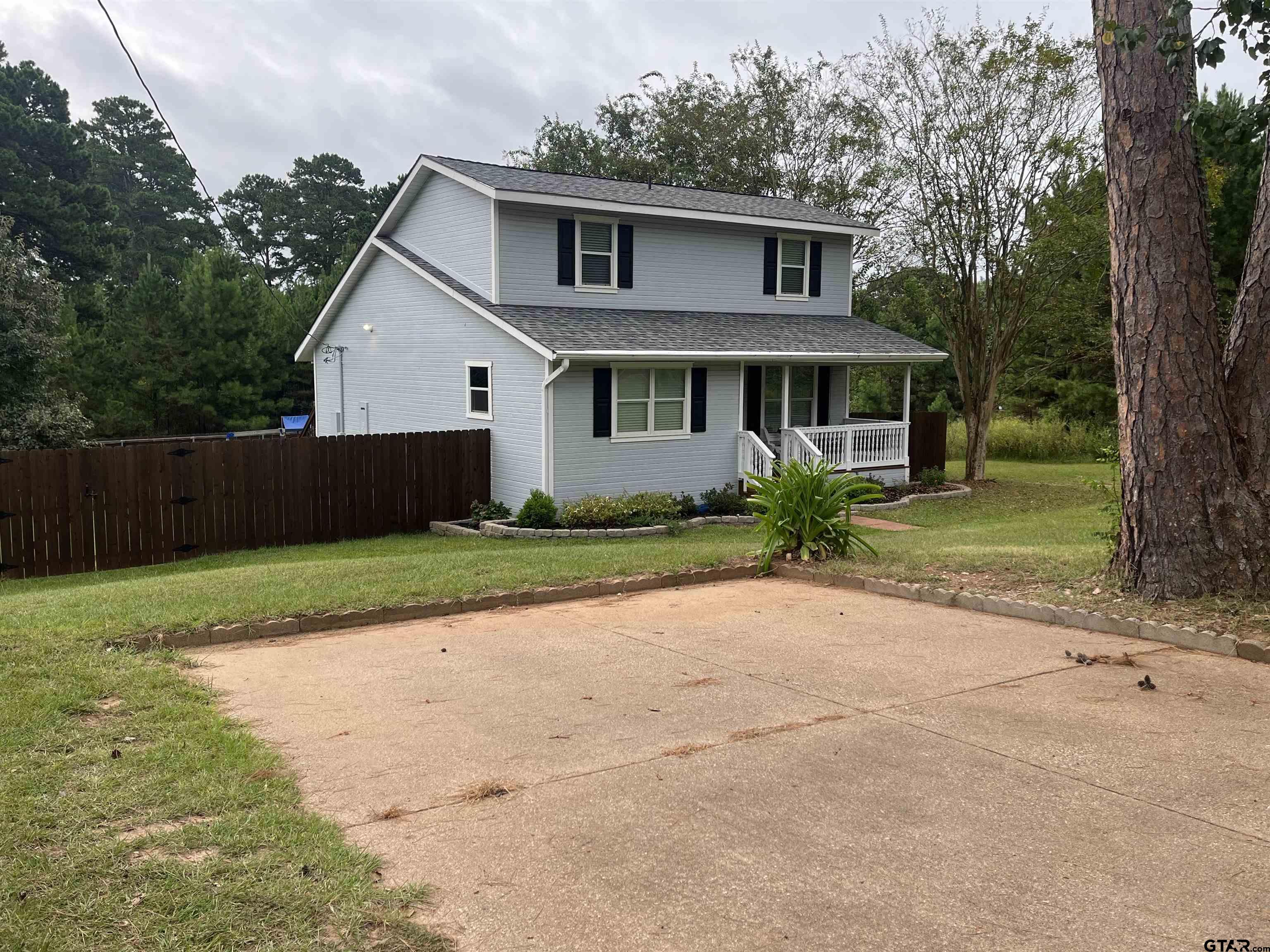 18377 WATER FALL LN