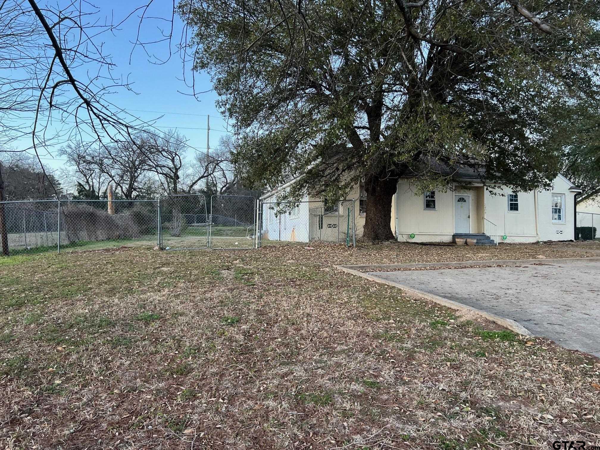 3409 Chandler HWY