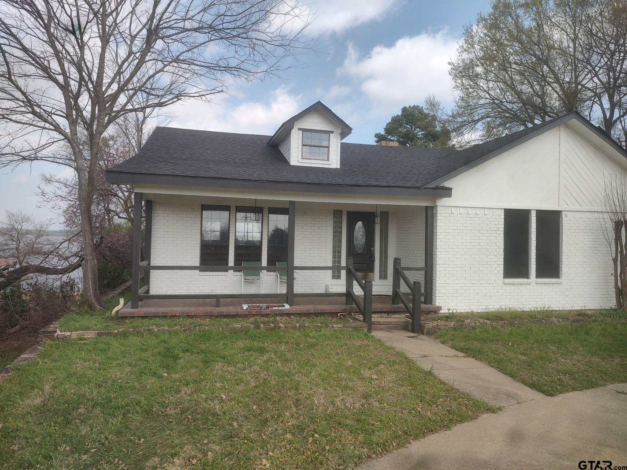 21997 Blue Water Rd