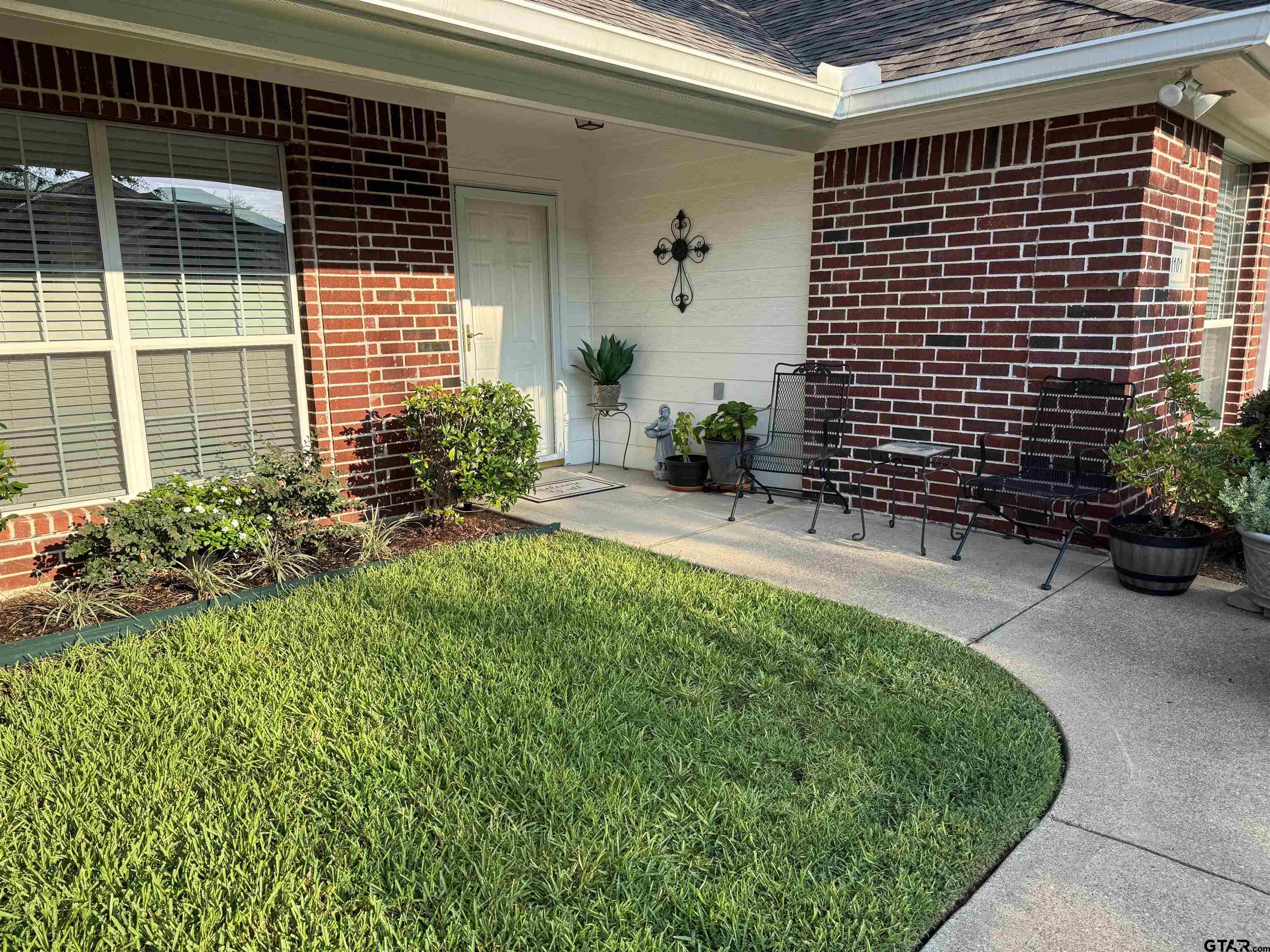 1521 Rice Road I-101