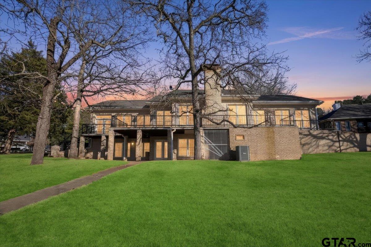 20520 Clear Water Circle