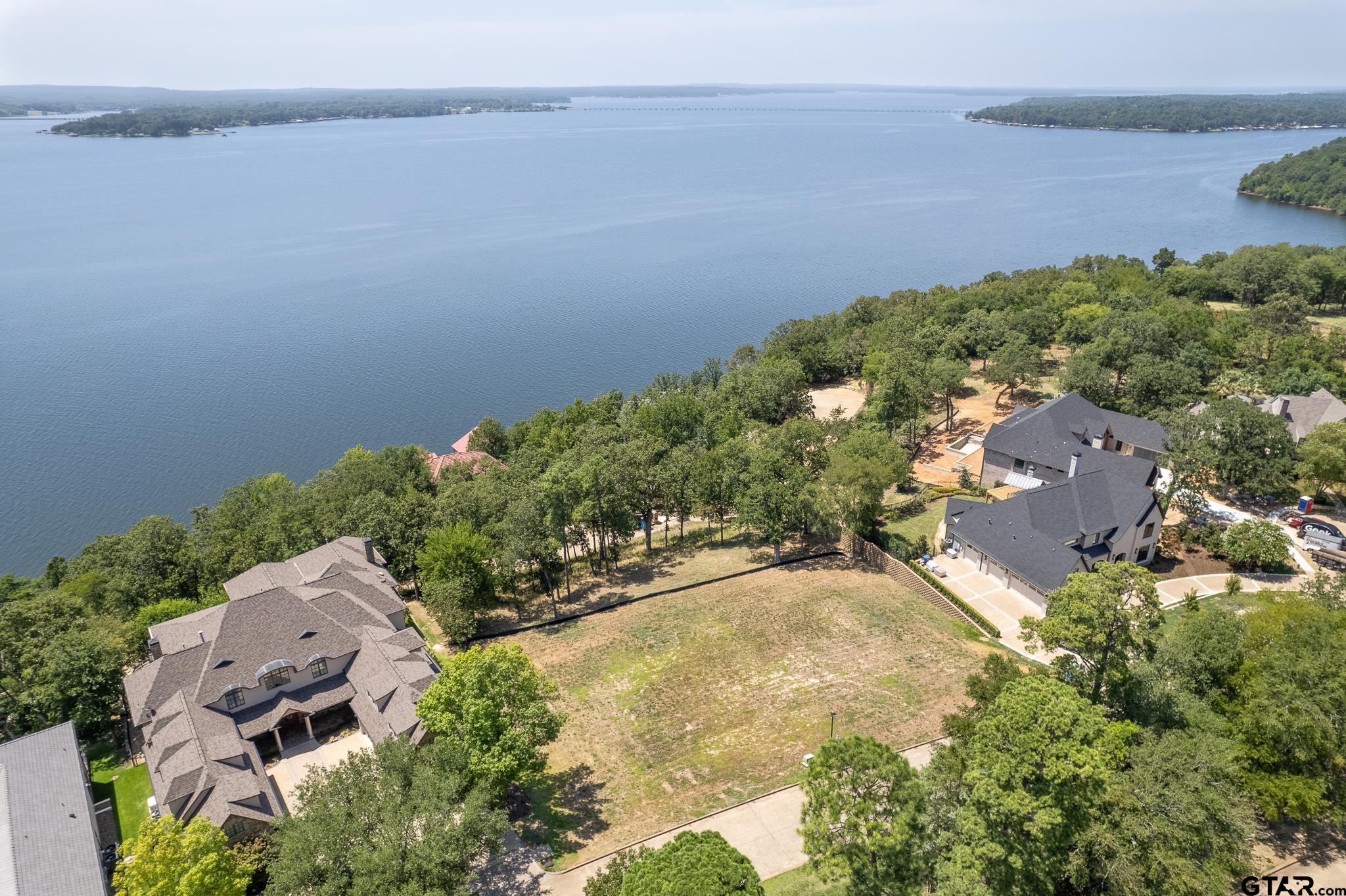 128 N Eagles Peak Dr.