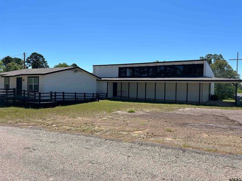 809 Carpenter Daingerfield TX 75638