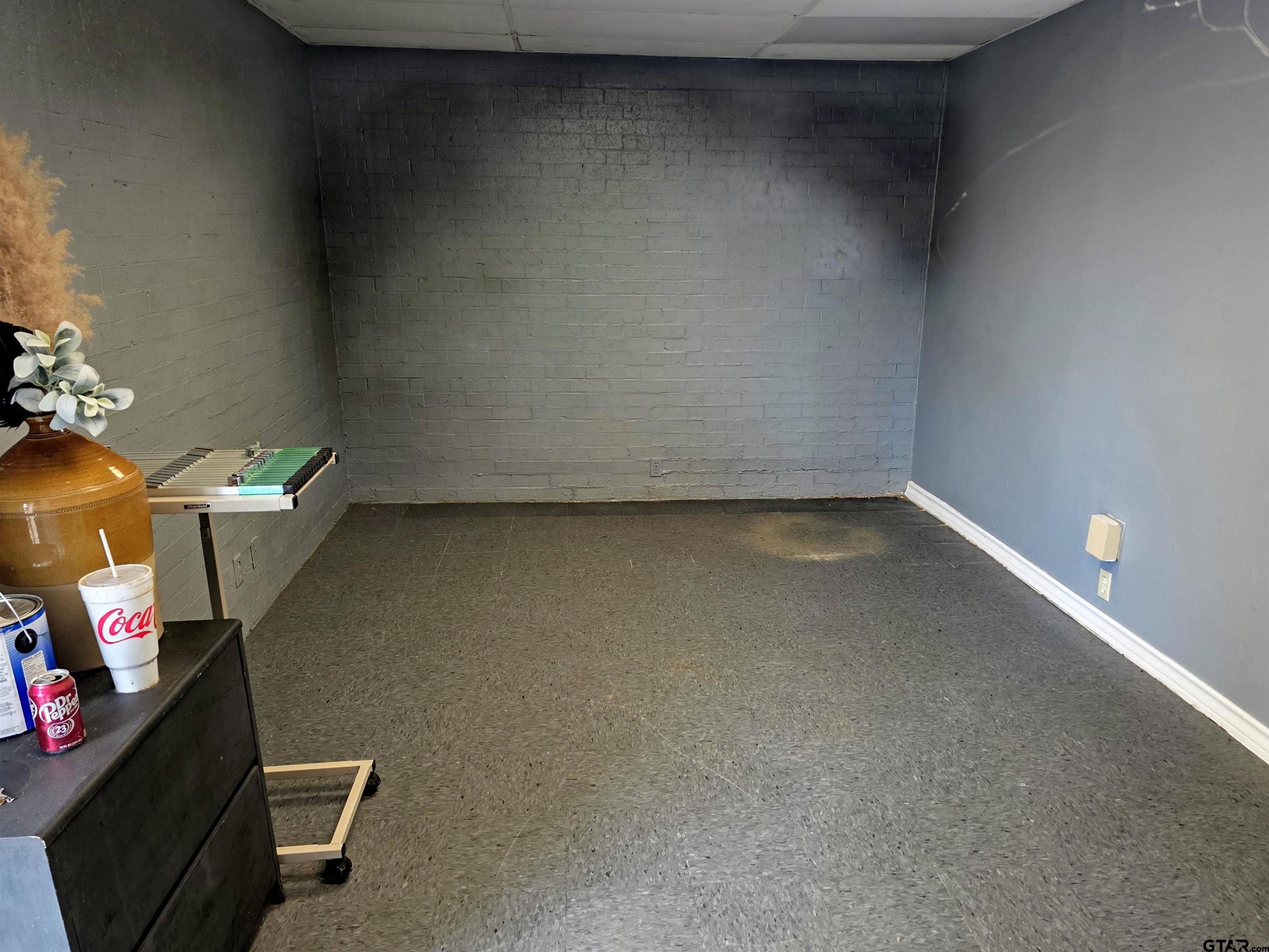 201 & 203 N Van Buren