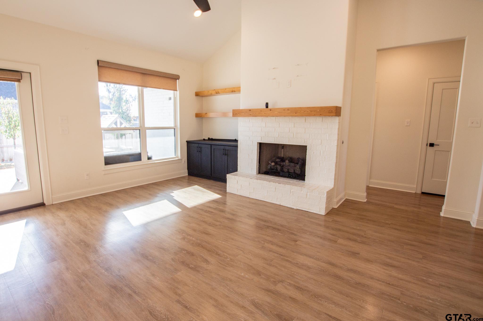 11463 Windsor Park Dr