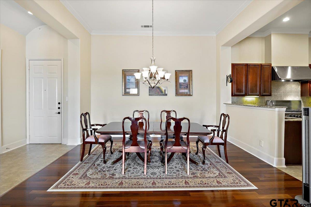 3367 Cascade Blvd #126