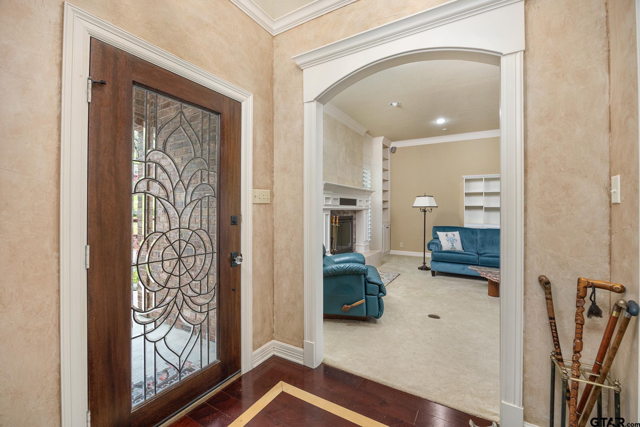 21184 Bay View Dr
