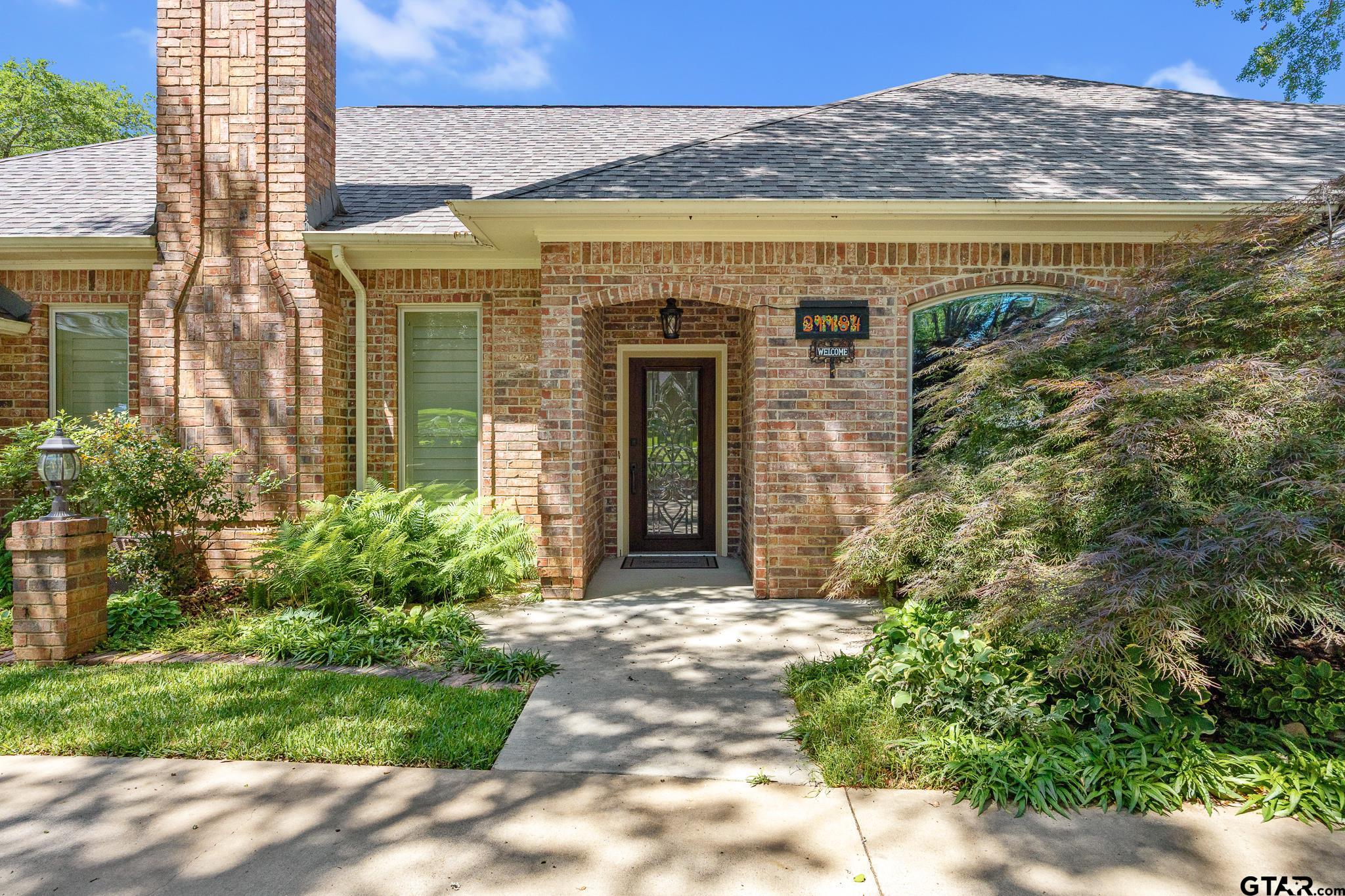 21184 Bay View Dr
