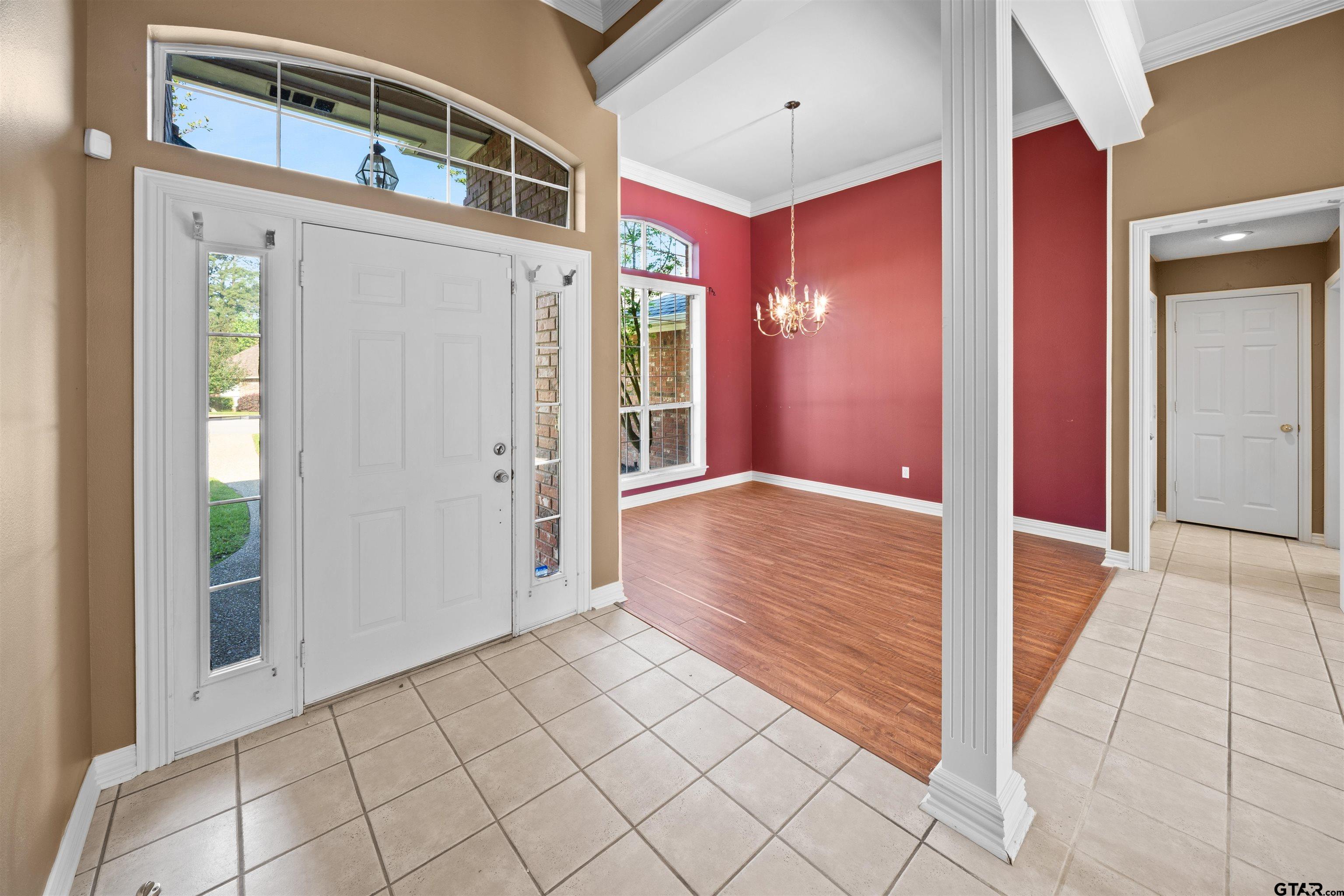 14381 Cedarwood Cir