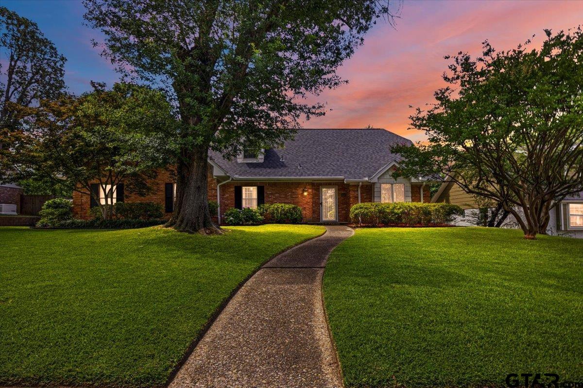 2733 Rockbridge Road