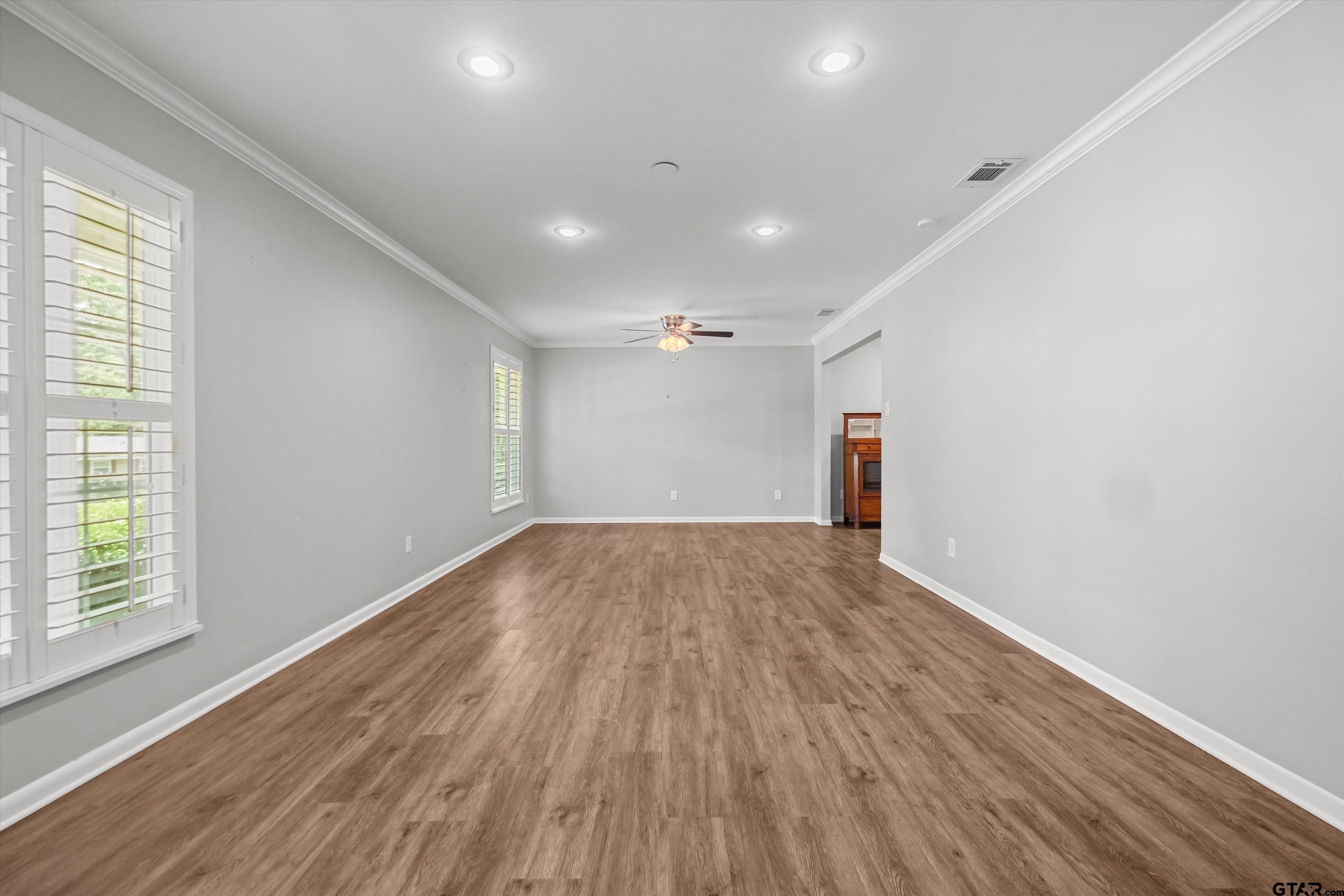 3316 S Cameron Ave.