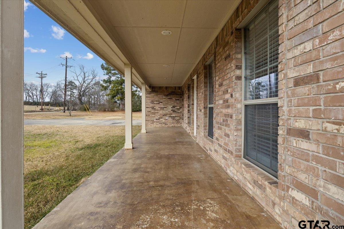 23085 County Road 2169