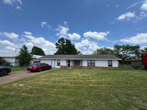 103 Tomie St Quitman TX 75783