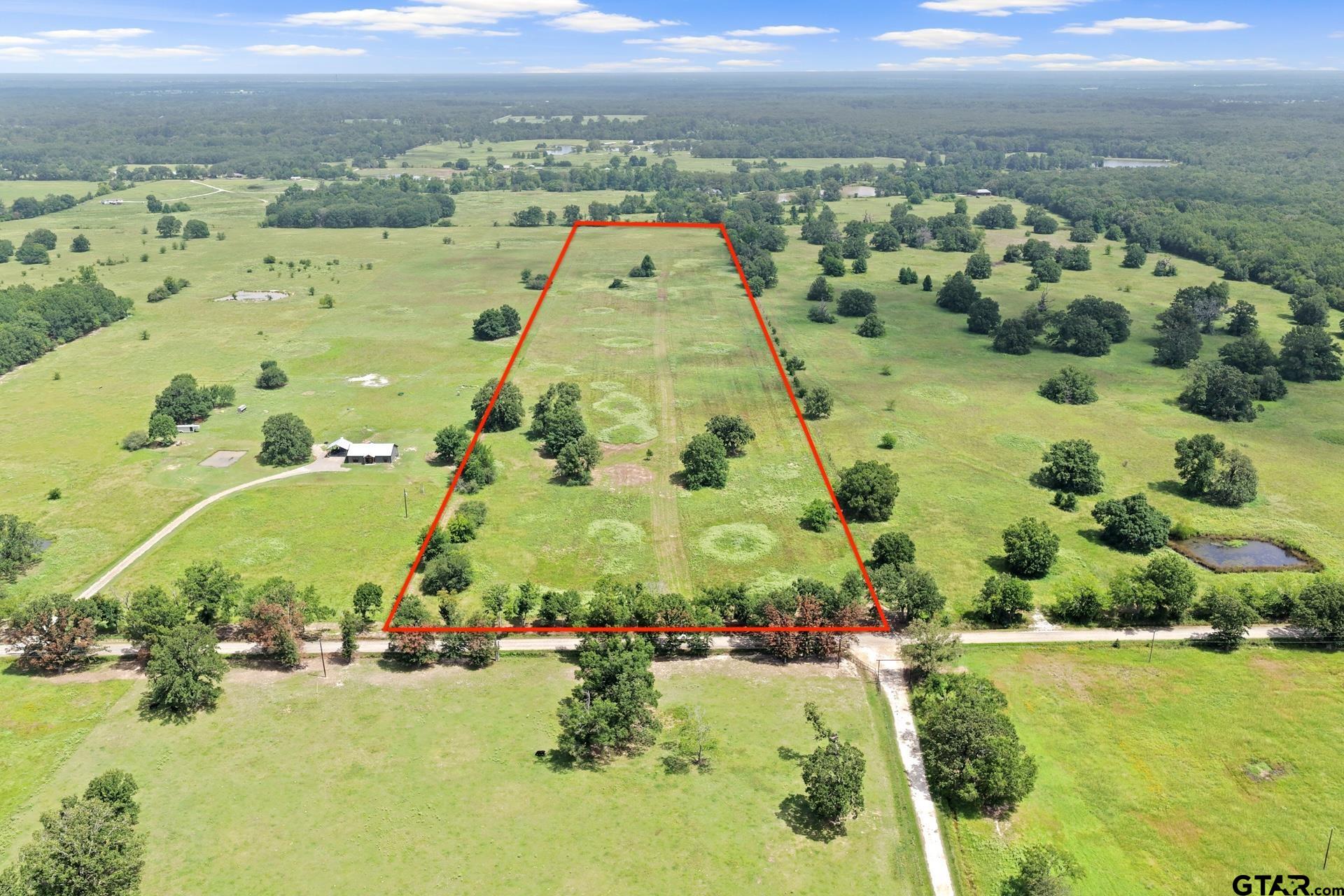 495 NE County Road 2220