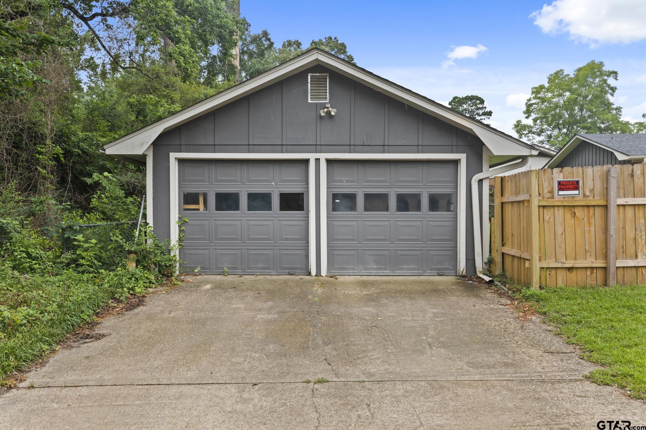 3100 Rosemary Lane