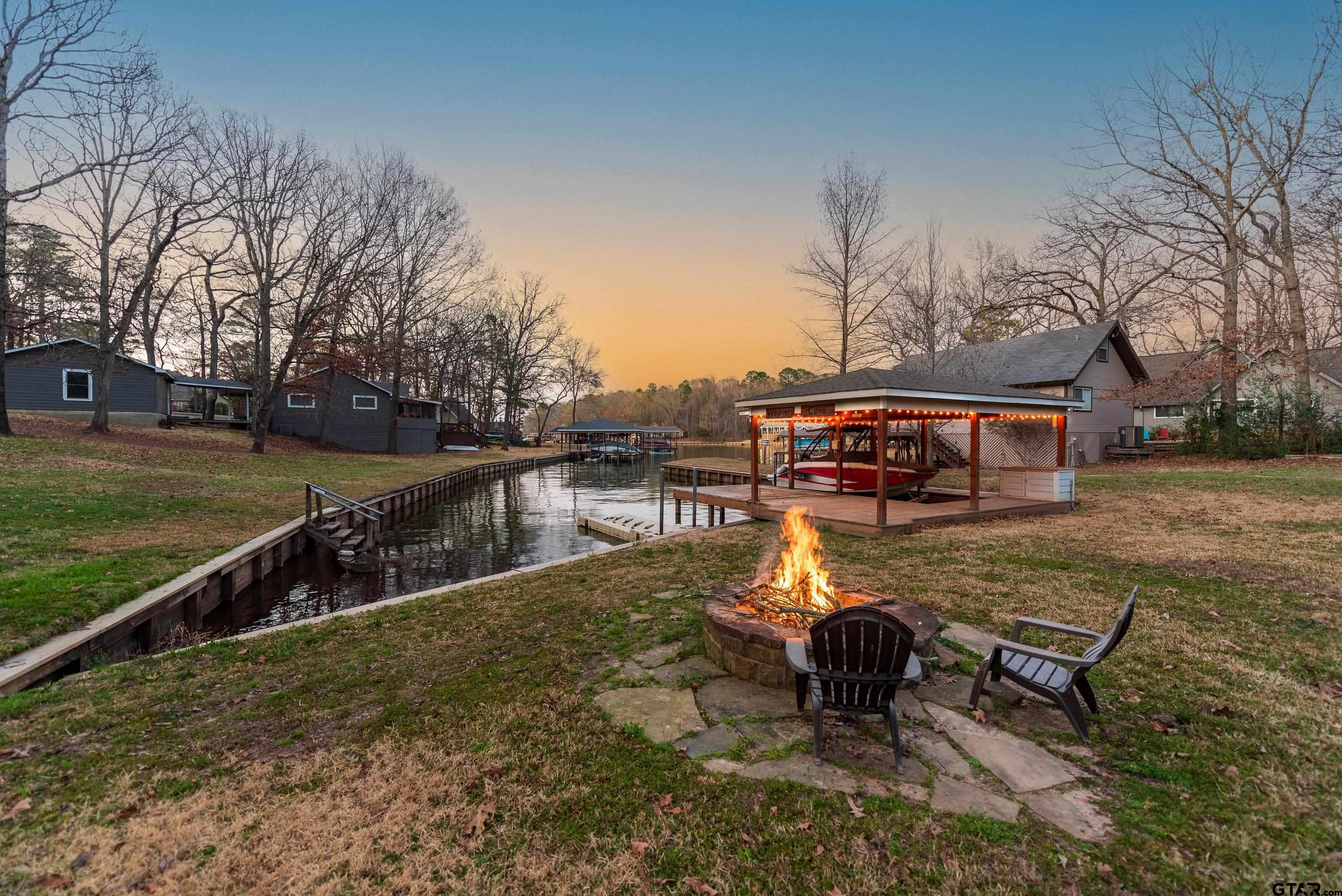 233 E El Dorado Drive