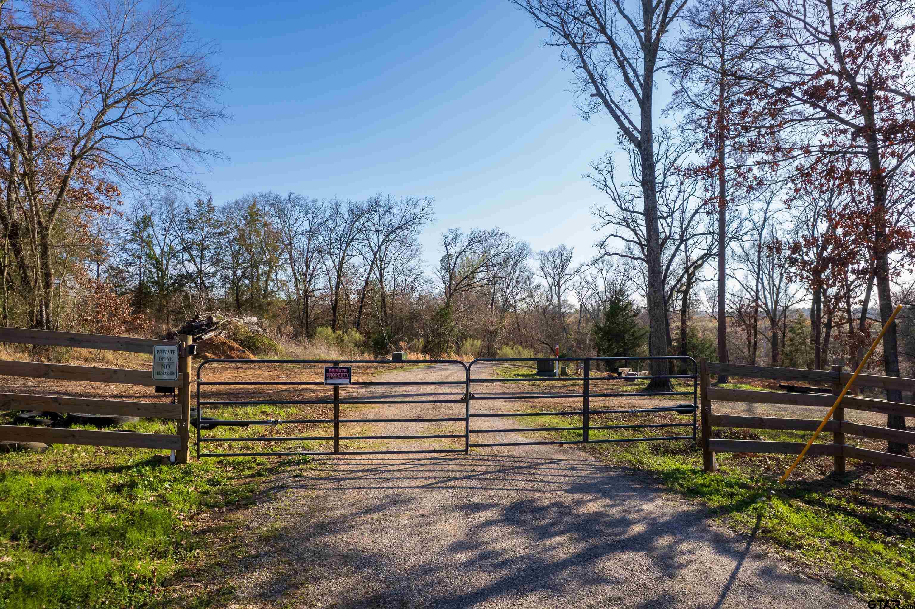 158 Private Road 52405