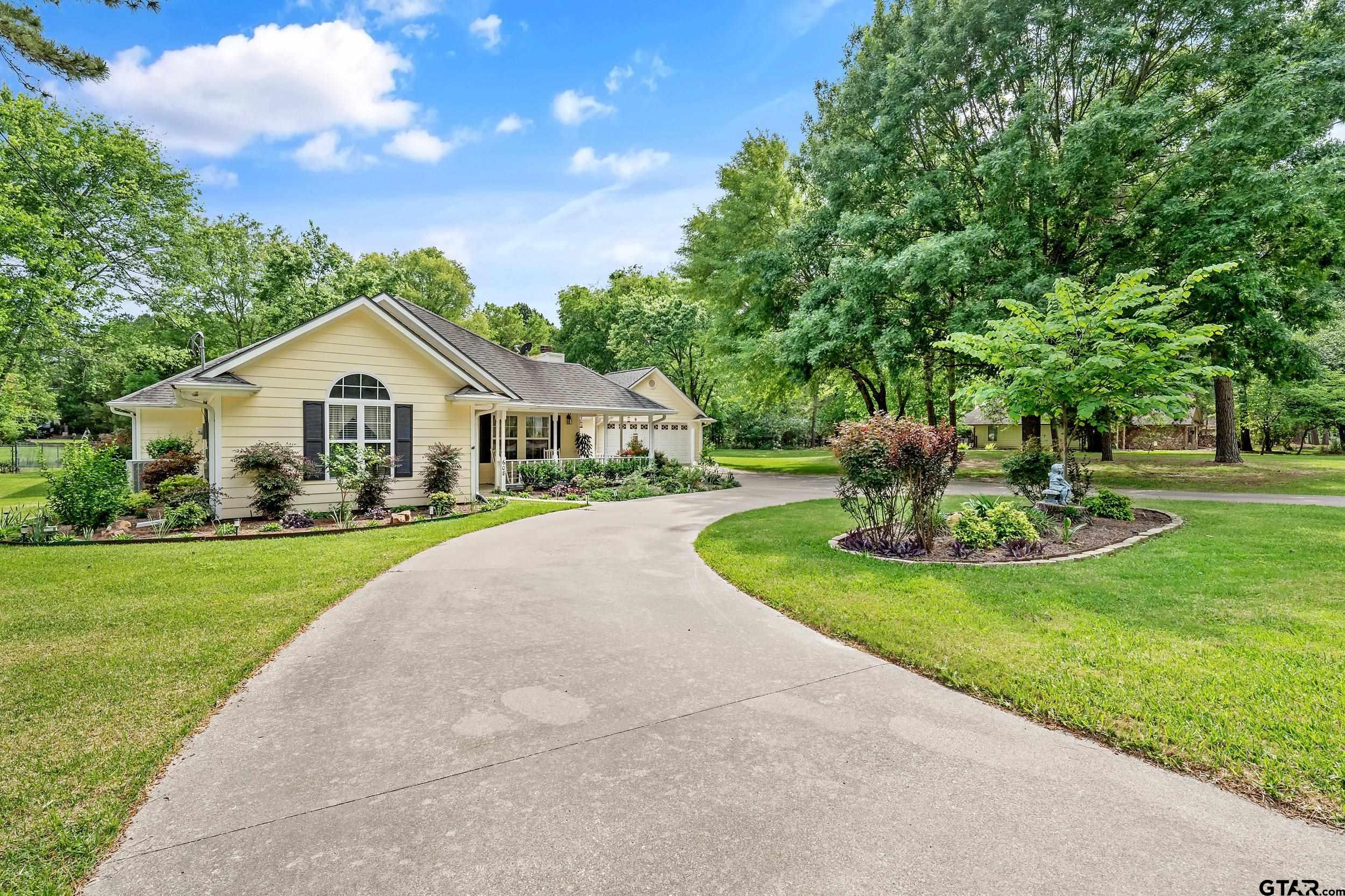 608 Green Meadown Trail