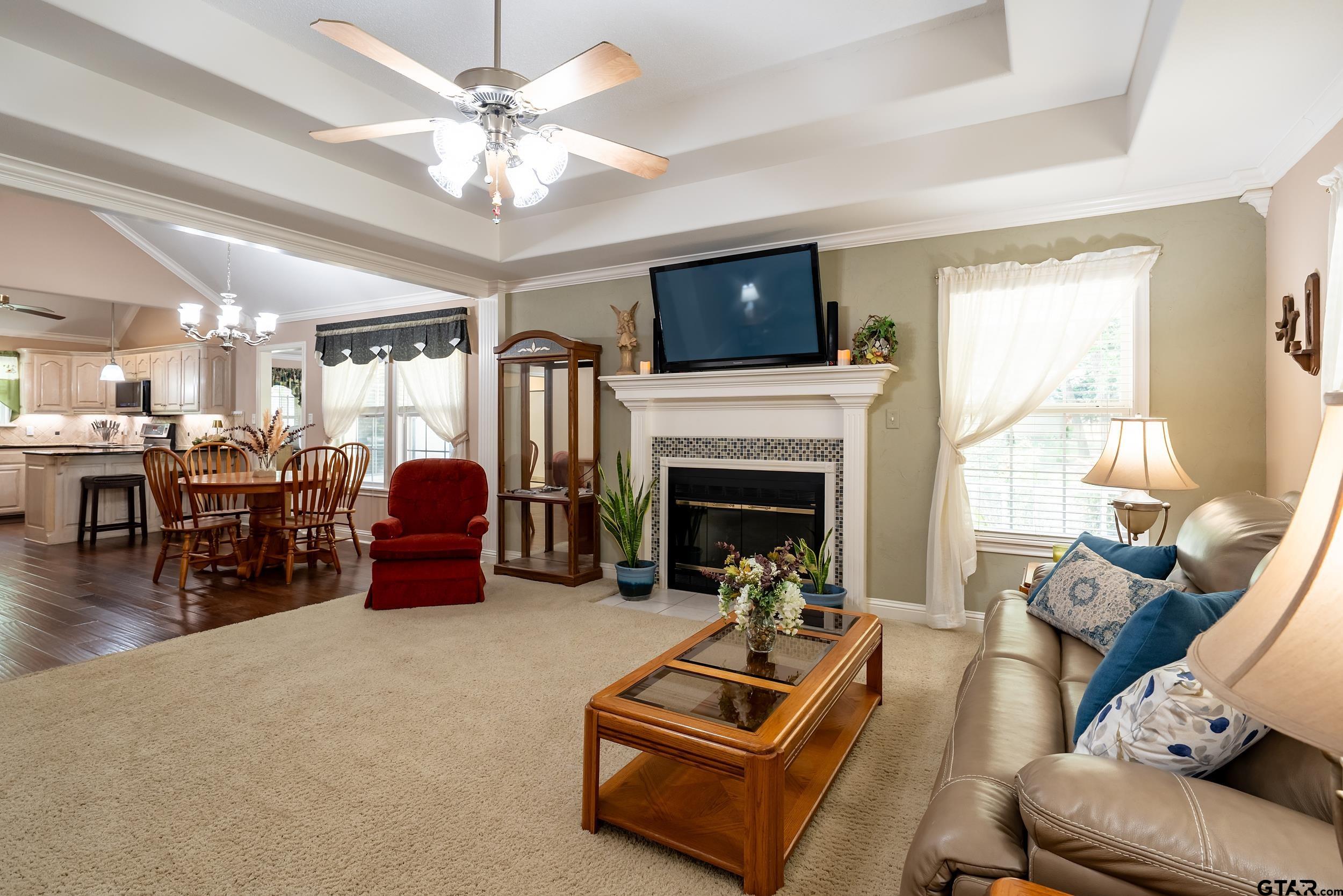 608 Green Meadow Trail
