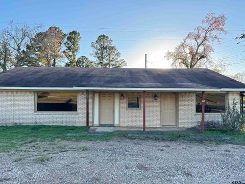 A home in Daingerfield