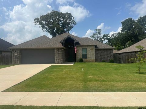 411 Deer Point Cv Chandler TX 75758