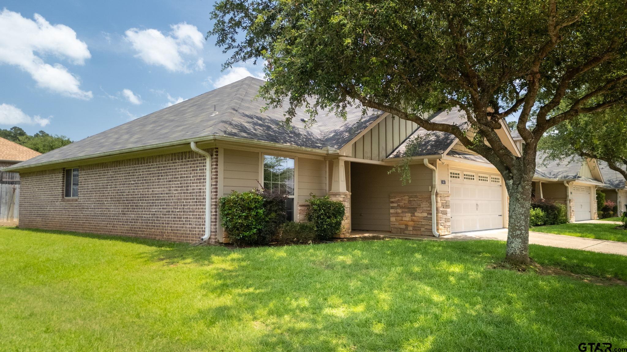 421 W Cumberland Rd #601