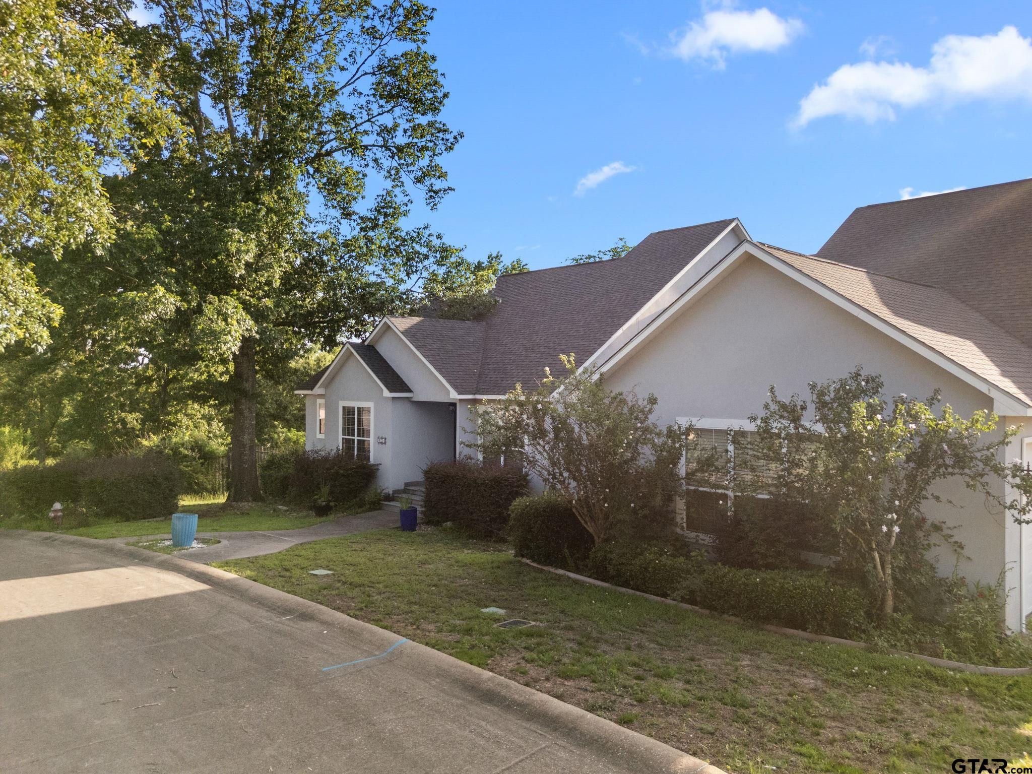 7031 Ridge Place Circle