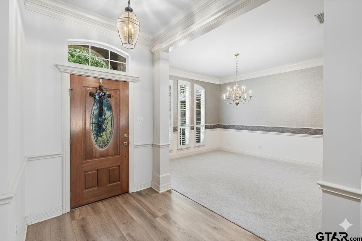 23301 Greenwood Trail