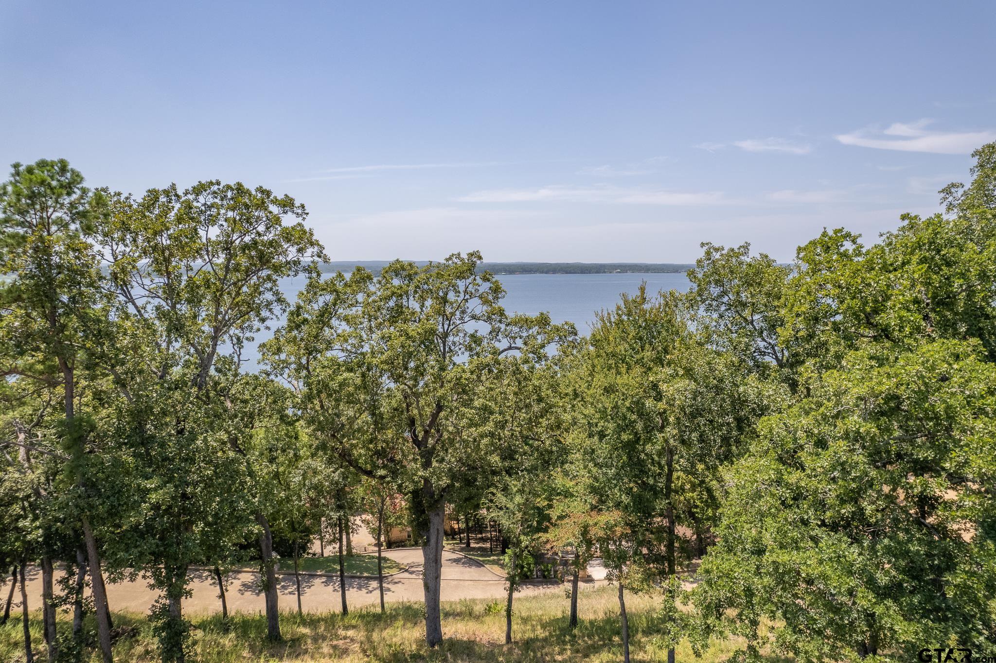 128 N Eagles Peak Dr.