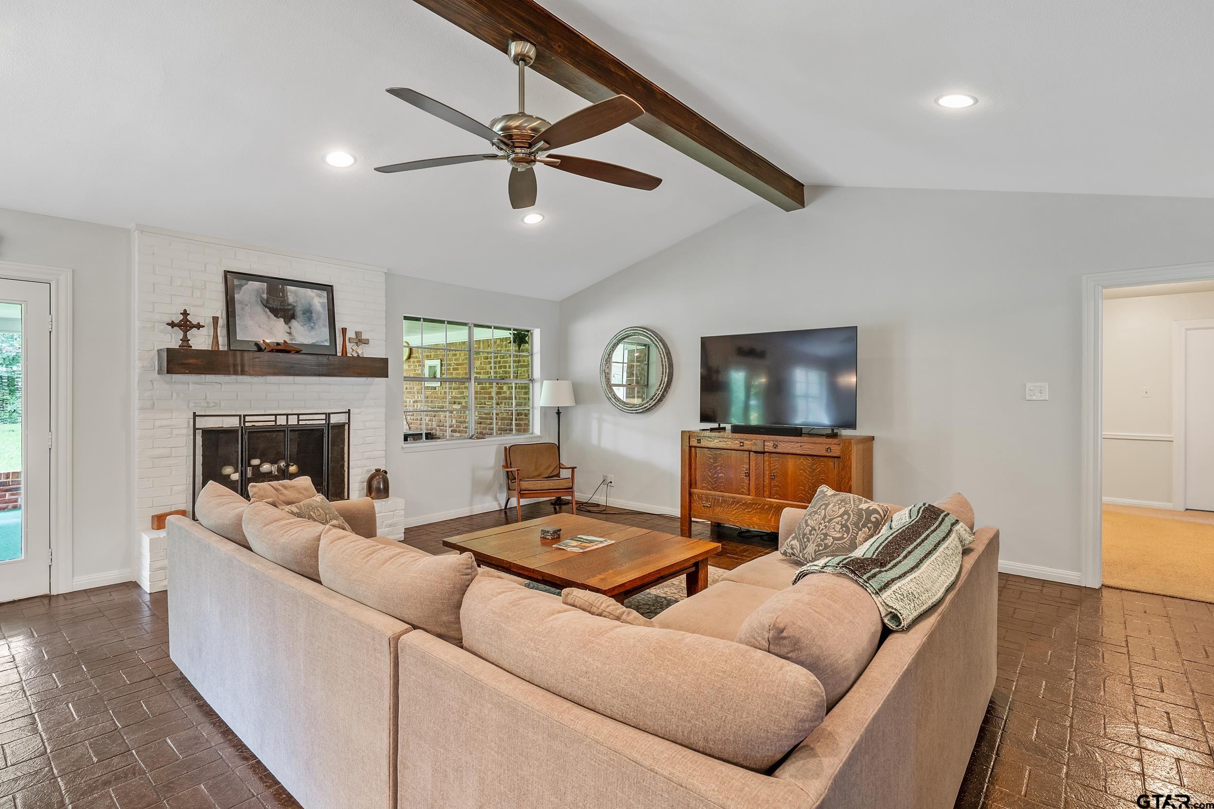 3310 Old Bullard Rd