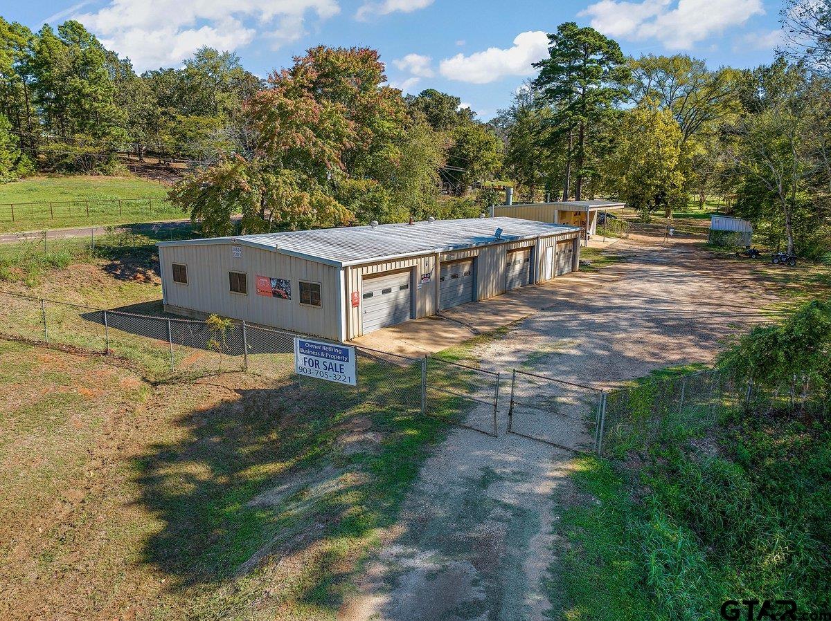 28524 US HWY 69 N
