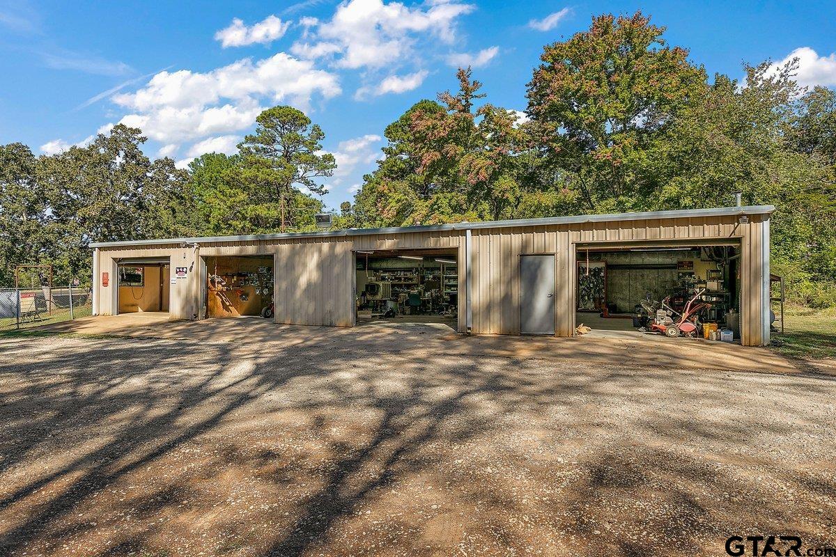 28524 US HWY 69 N