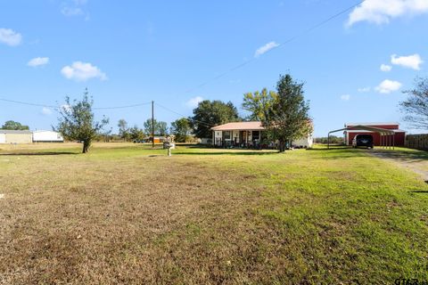 A home in Grand Saline