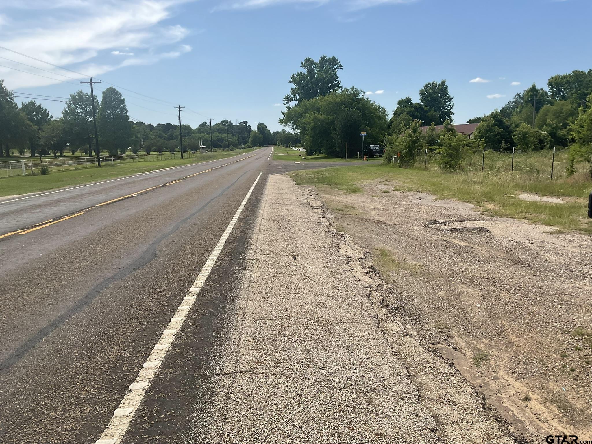 12501 FM 16E