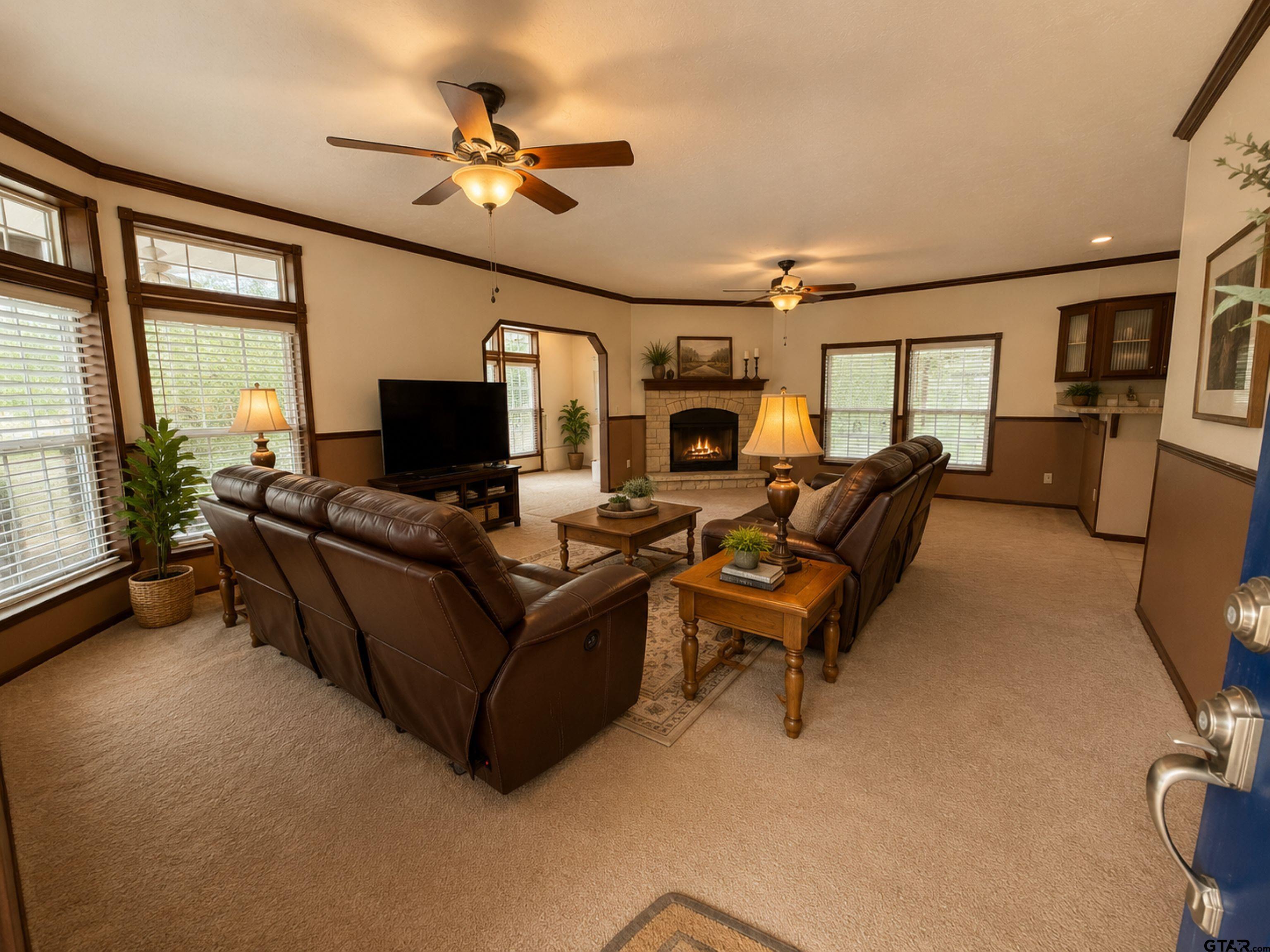15746 Casa Verde