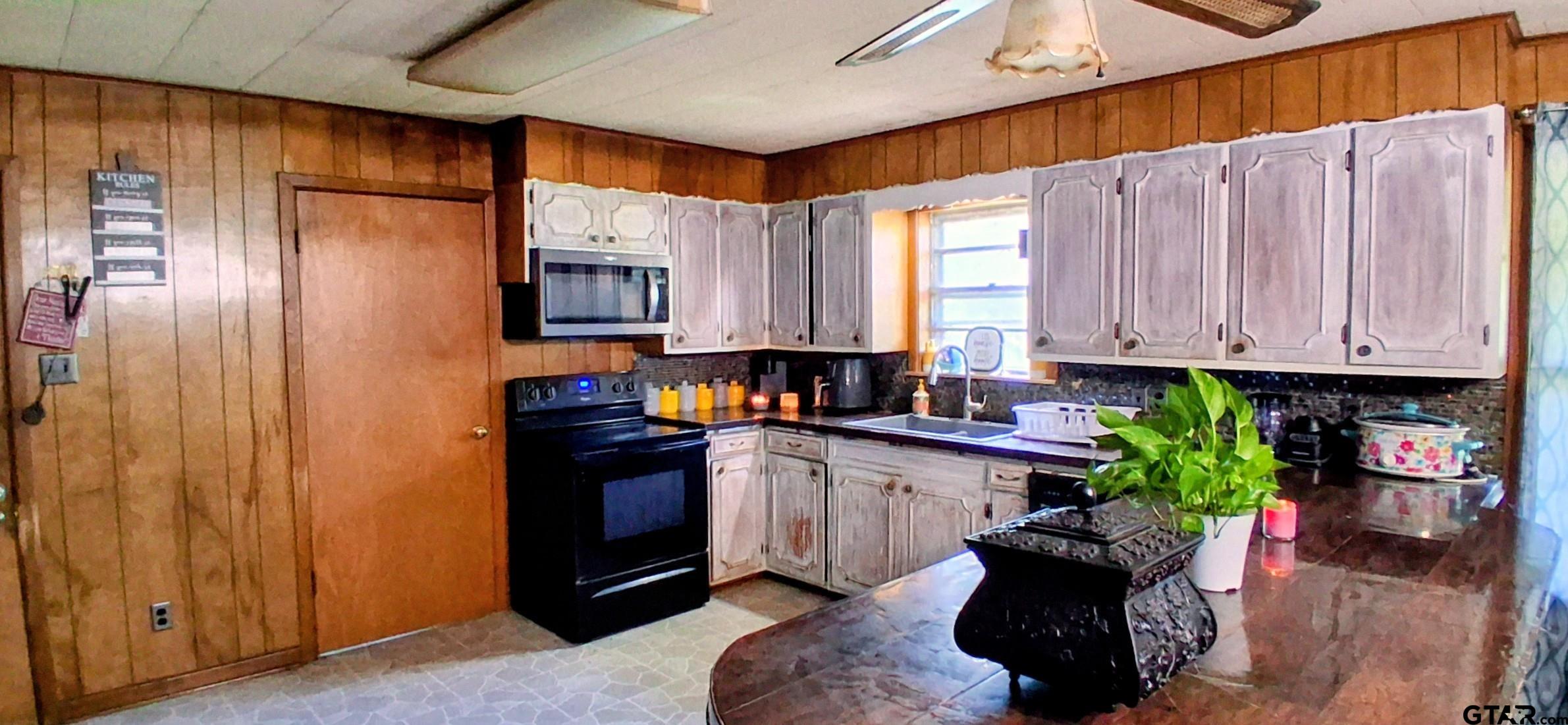 7034 HWY 67 E