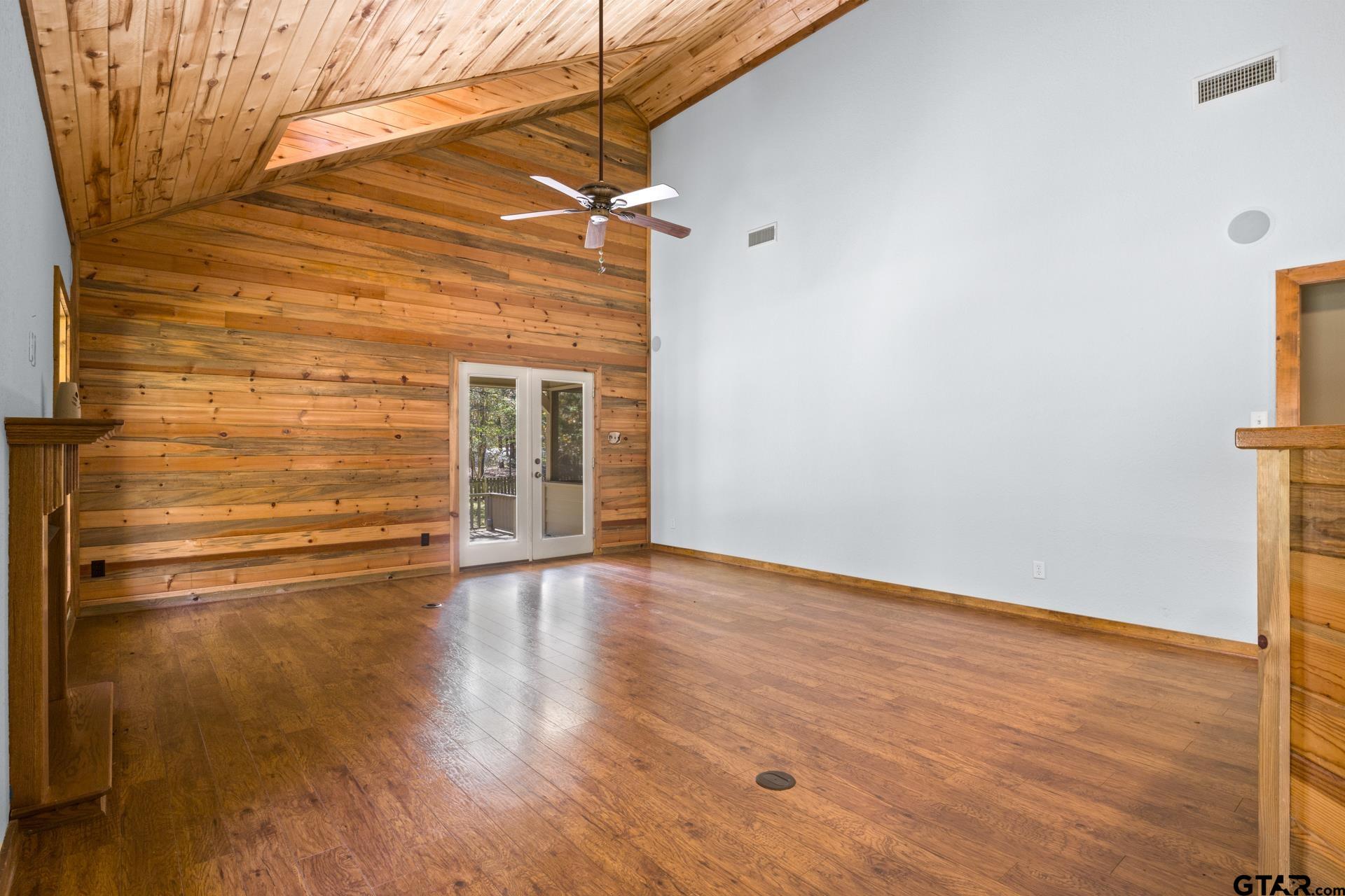 153 County Road 2433