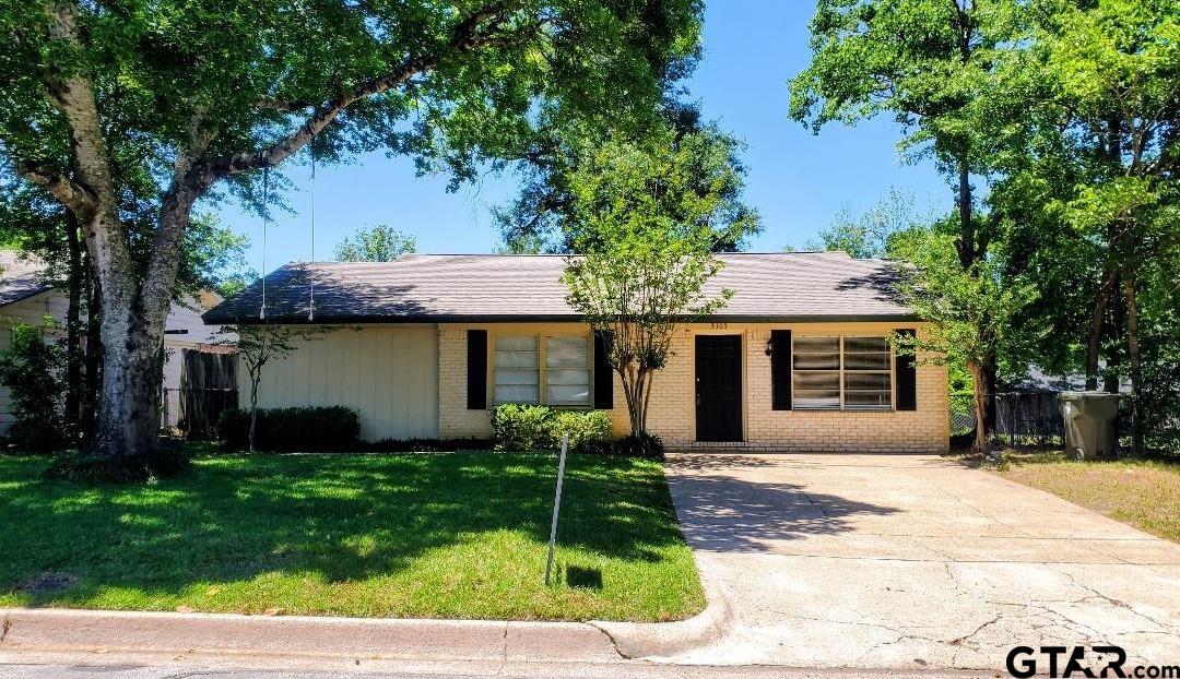 3105 Faith LN