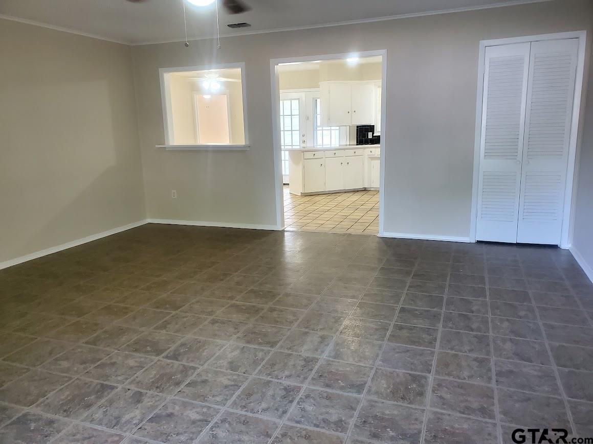 3105 Faith LN
