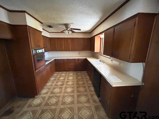 Tyler, Texas 75701, United States, 4 Bedrooms Bedrooms, ,3 BathroomsBathrooms,Residential,Active,226844