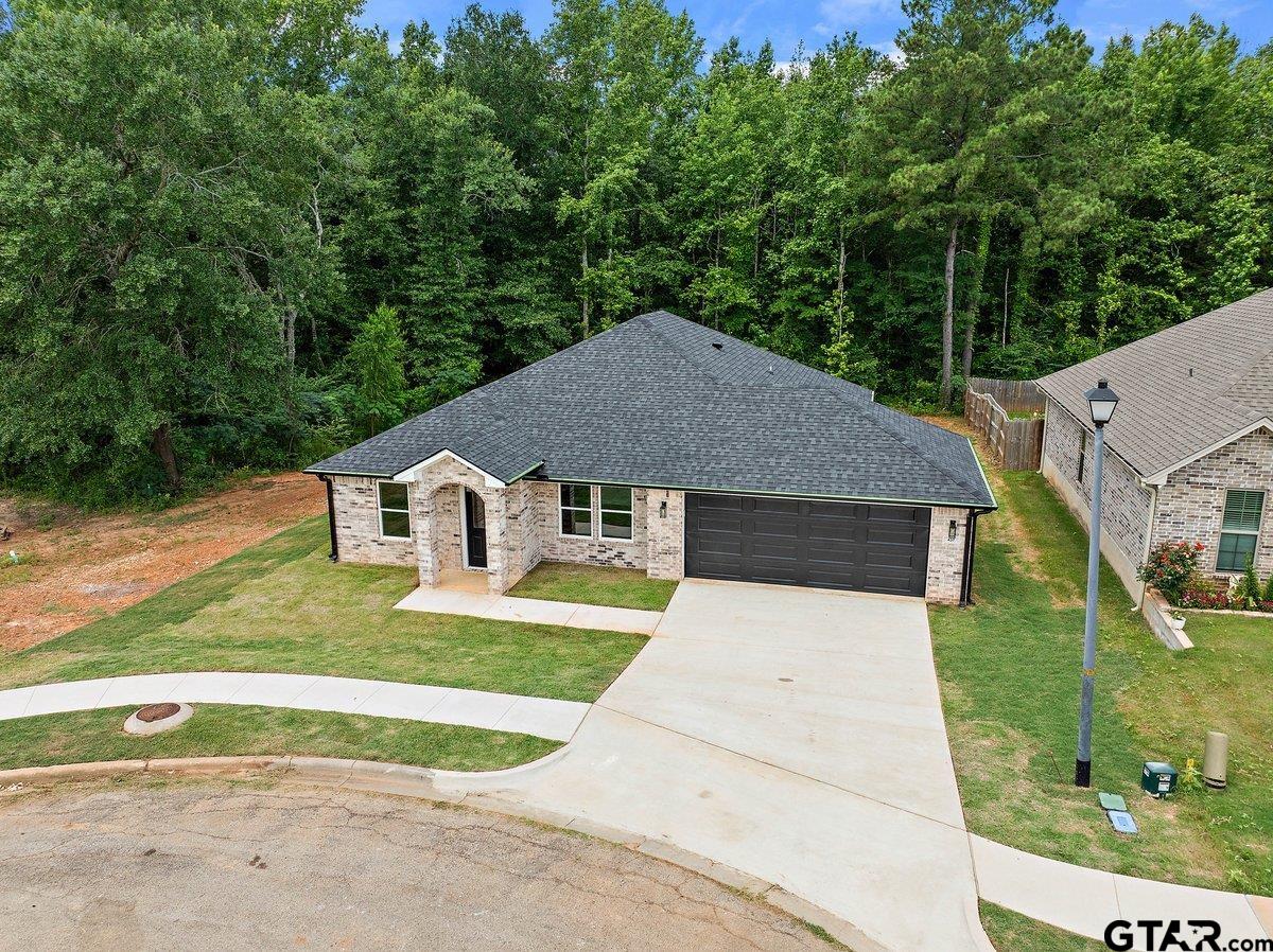 437 Tara Lane