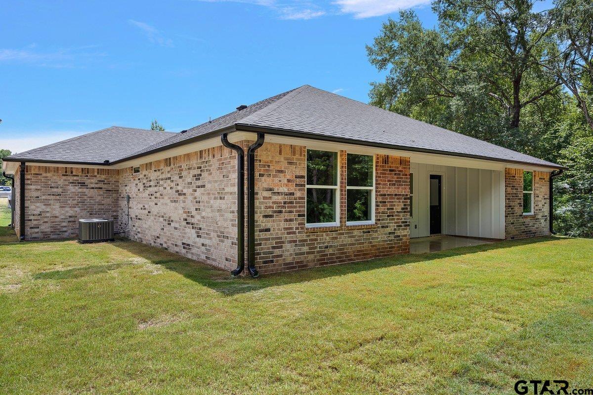 437 Tara Lane