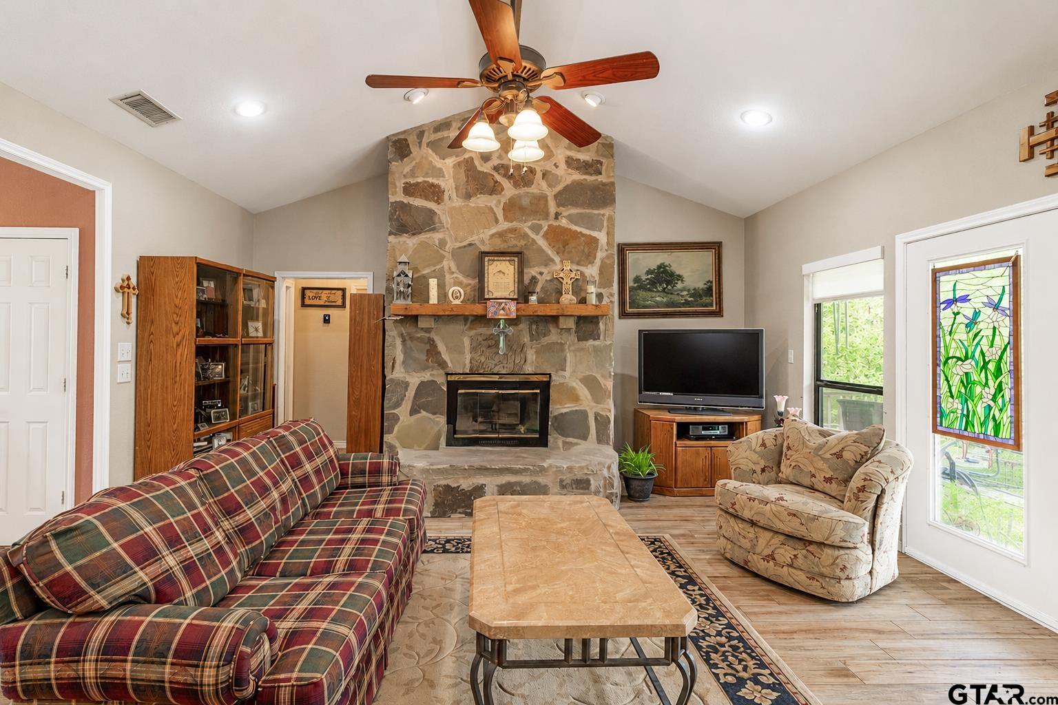 10683 County Road 2273