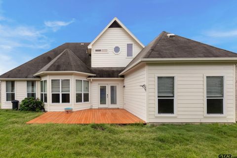 A home in Sulphur Springs