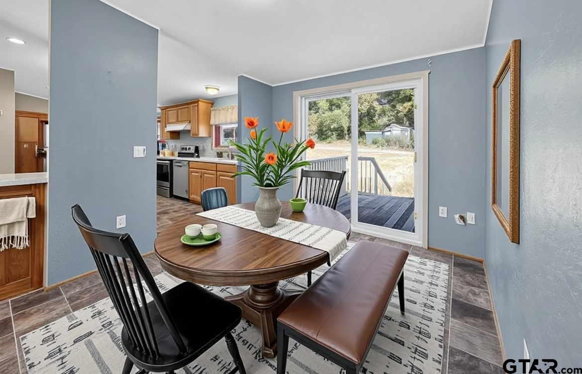 220 County Road 3837