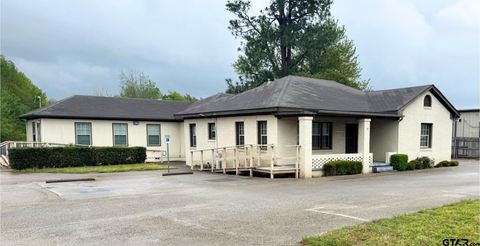 2410 & 2416 S Main St. Lindale TX 75771